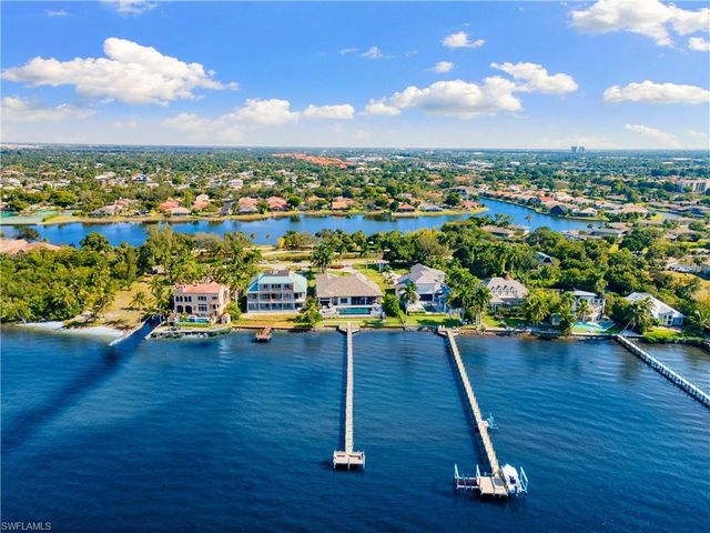 12484 Riverside DR, Fort Myers, FL 33919