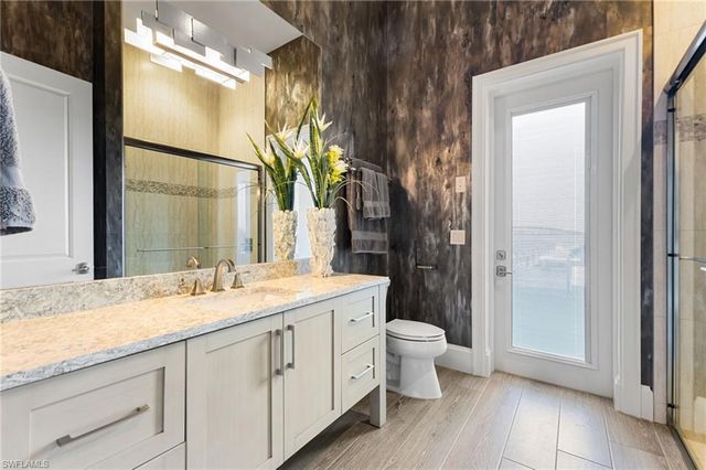 12484 Riverside DR, Fort Myers, FL 33919