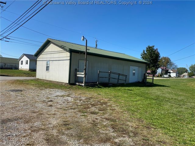 1290 Evansview Road, Evans, WV 25241