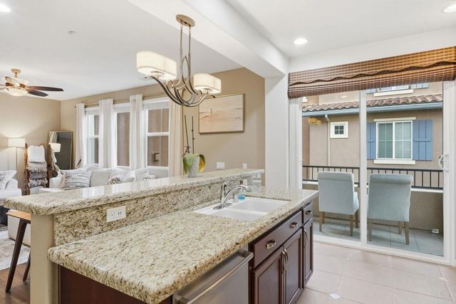 60 Via Sovana, Santee, CA 92071