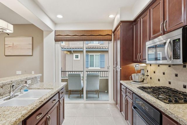 60 Via Sovana, Santee, CA 92071