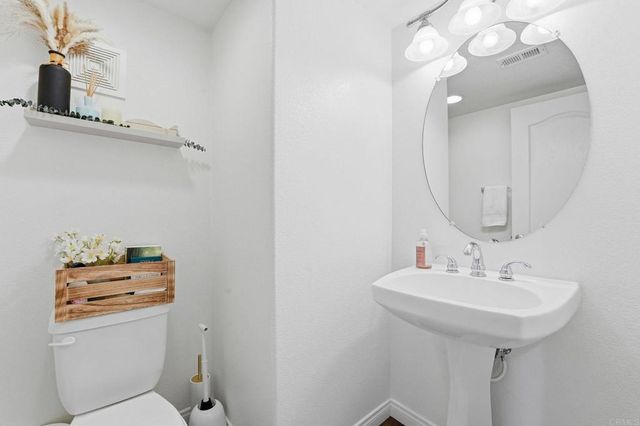 60 Via Sovana, Santee, CA 92071