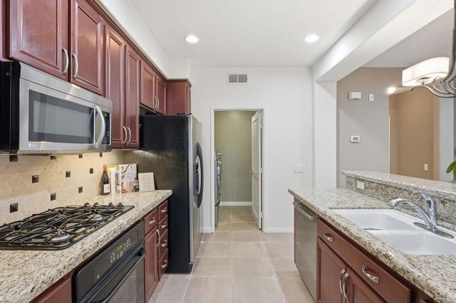 60 Via Sovana, Santee, CA 92071