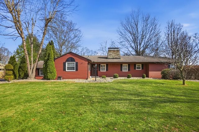 3210 Hilltop Road, Zanesville, OH 43701