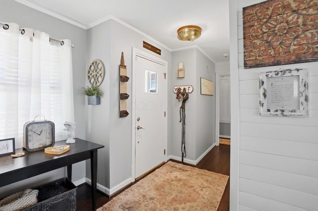 3210 Hilltop Road, Zanesville, OH 43701