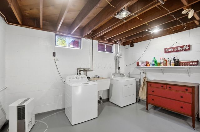 3210 Hilltop Road, Zanesville, OH 43701