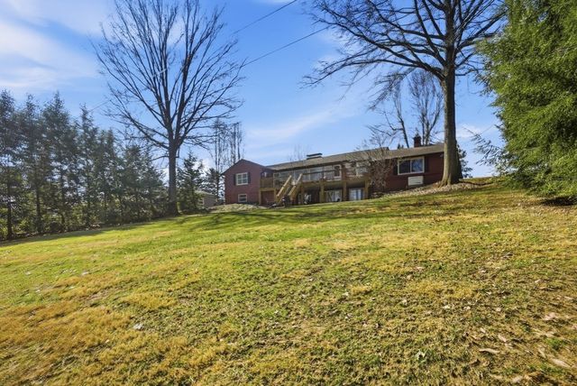 3210 Hilltop Road, Zanesville, OH 43701