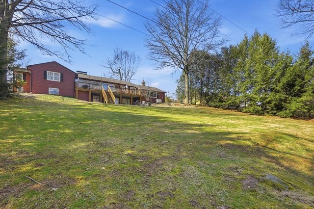 3210 Hilltop Road, Zanesville, OH 43701