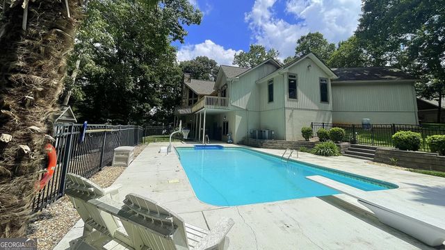 156 Thundering Waters Drive, Cornelia, GA 30531