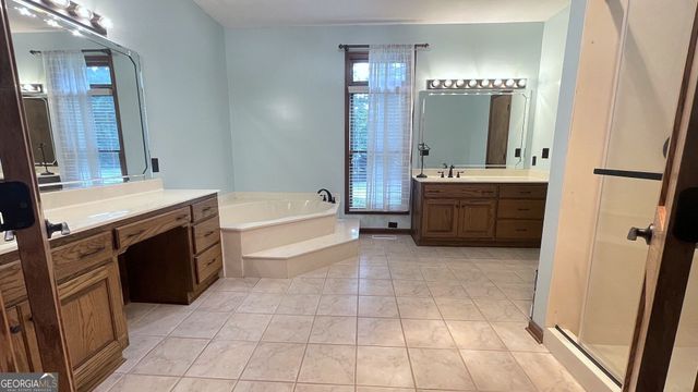 156 Thundering Waters Drive, Cornelia, GA 30531