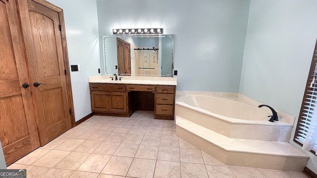 156 Thundering Waters Drive, Cornelia, GA 30531