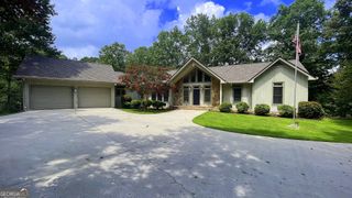156 Thundering Waters Drive, Cornelia, GA 30531
