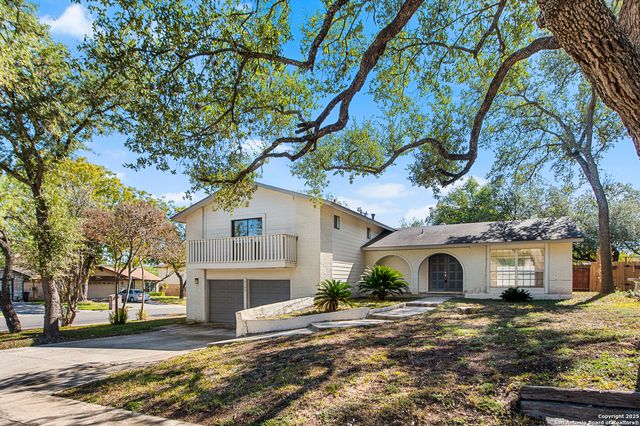 6102 Woodmoor, San Antonio, TX 78249