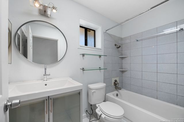 6102 Woodmoor, San Antonio, TX 78249