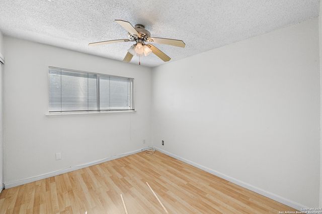 6102 Woodmoor, San Antonio, TX 78249