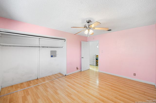 6102 Woodmoor, San Antonio, TX 78249