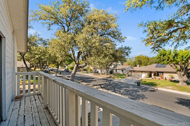 6102 Woodmoor, San Antonio, TX 78249