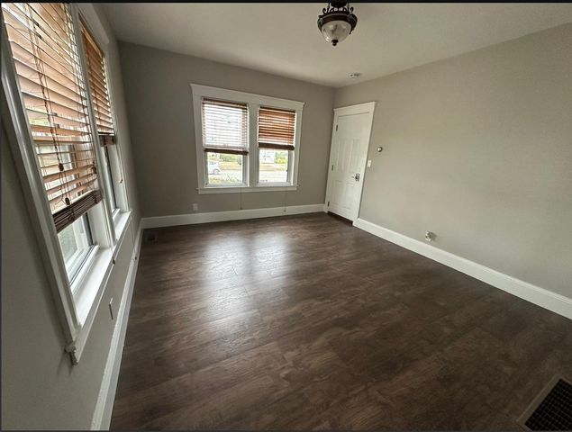 13 Margin St 1, Peabody, MA 01960
