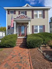 13 Margin St 1, Peabody, MA 01960