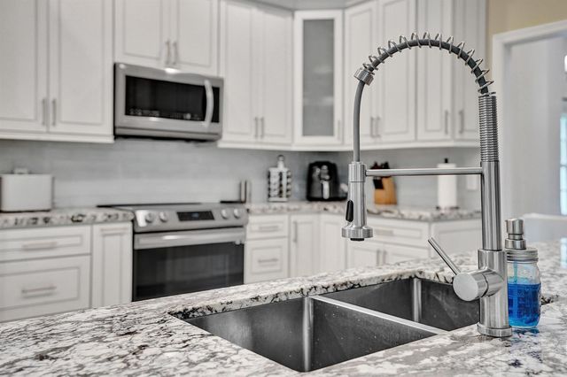 6400 NW 57TH Lane, Parkland, FL 33067