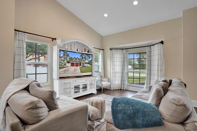 6400 NW 57TH Lane, Parkland, FL 33067