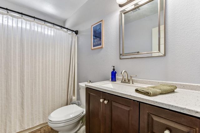 564 Cappella Dr, Diamond Springs, CA 95619