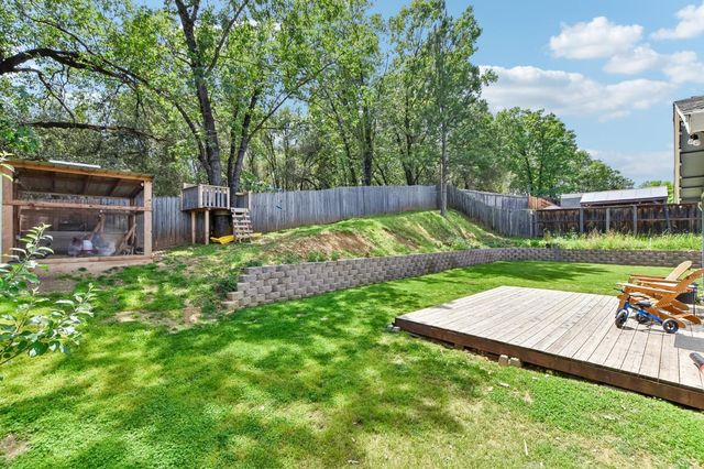 564 Cappella Dr, Diamond Springs, CA 95619