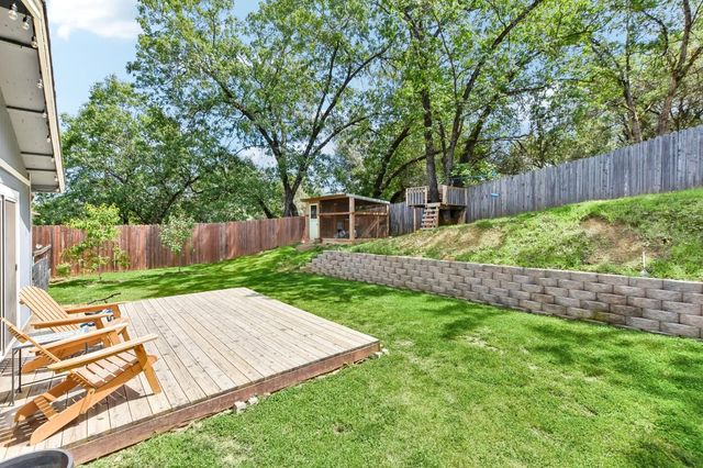 564 Cappella Dr, Diamond Springs, CA 95619