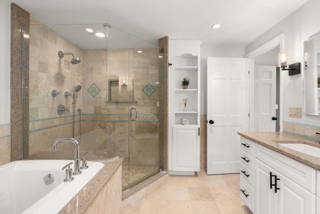 15 Knollcrest Dr, Andover, MA 01810