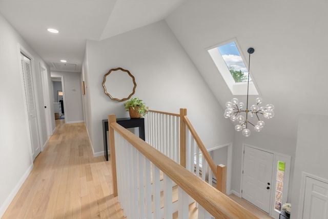 15 Knollcrest Dr, Andover, MA 01810