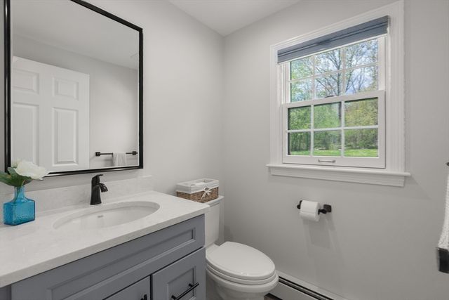 15 Knollcrest Dr, Andover, MA 01810