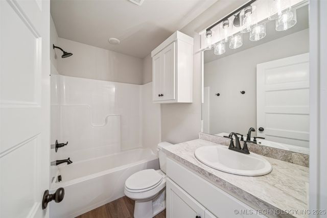 308 E Fry Court, Claremore, OK 74017