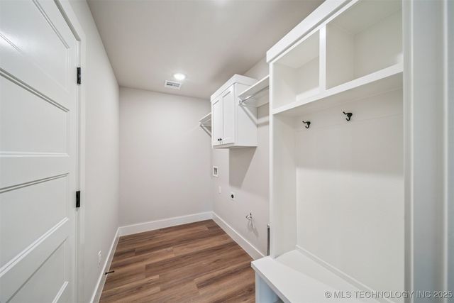 308 E Fry Court, Claremore, OK 74017