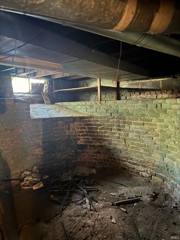 225 Milton Street, South Bend, IN 46613