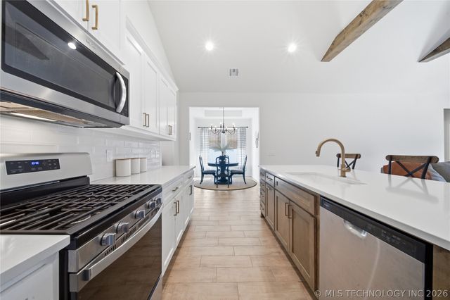 13308 E 123rd Place N, Collinsville, OK 74021