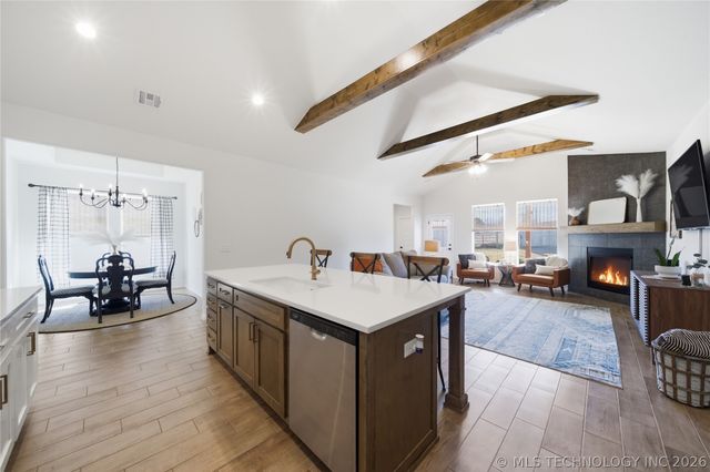 13308 E 123rd Place N, Collinsville, OK 74021