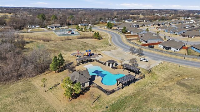 13308 E 123rd Place N, Collinsville, OK 74021