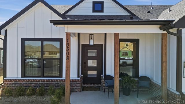 13308 E 123rd Place N, Collinsville, OK 74021