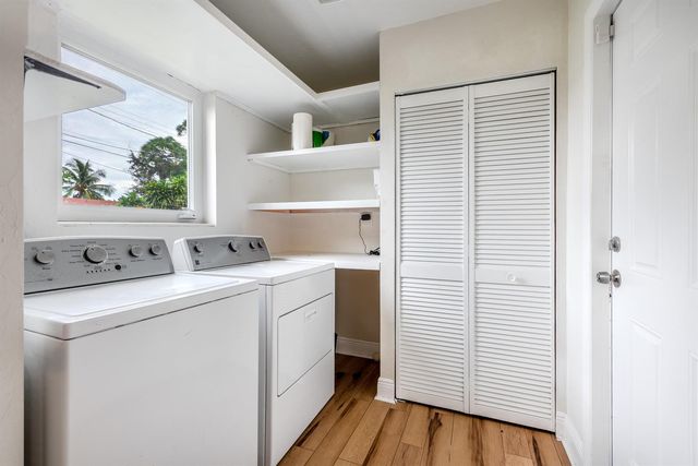 4317 APPLECREST Drive, Palm Beach Gardens, FL 33410