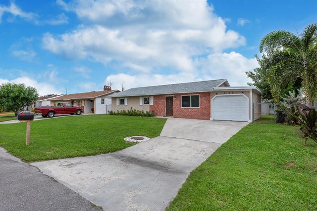 4317 APPLECREST Drive, Palm Beach Gardens, FL 33410