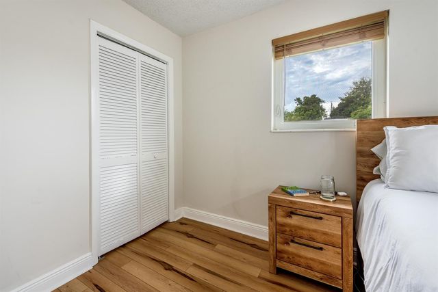 4317 APPLECREST Drive, Palm Beach Gardens, FL 33410