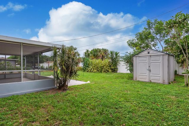4317 APPLECREST Drive, Palm Beach Gardens, FL 33410