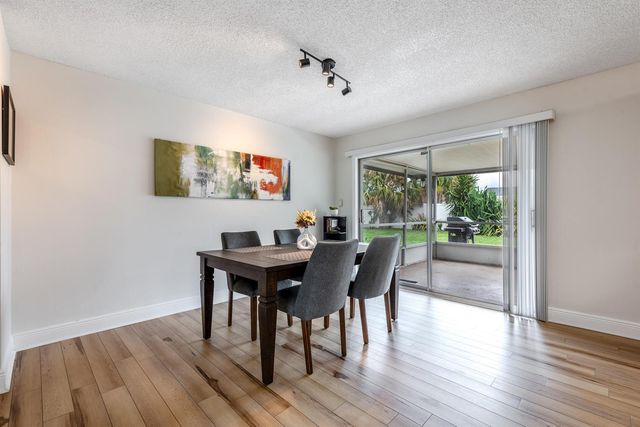 4317 APPLECREST Drive, Palm Beach Gardens, FL 33410