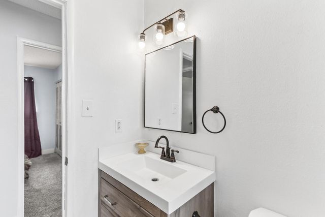 4032 Alta Lorraine Way, North Highlands, CA 95660