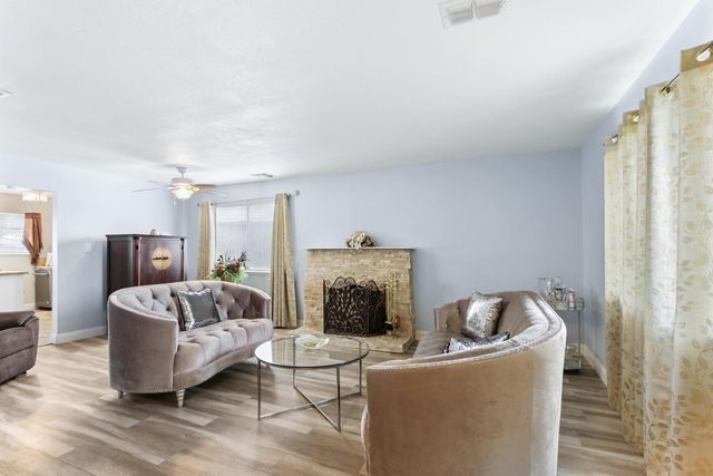 4032 Alta Lorraine Way, North Highlands, CA 95660