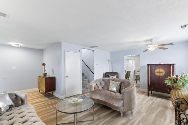 4032 Alta Lorraine Way, North Highlands, CA 95660
