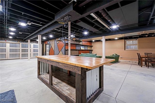 888 Flag Stone Avenue, Wooster, OH 44691