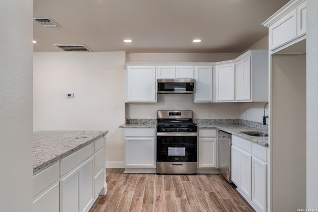 227 BURKE AVE, San Antonio, TX 78225