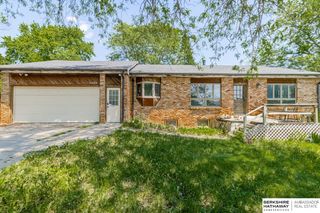 11222 Erskine Street, Omaha, NE 68164