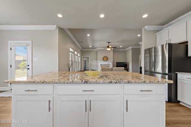 619 Bay Meadow Lane, Lafayette, LA 70507